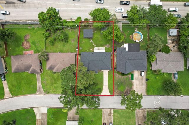 1503 Ansbury Drive, Houston, TX 77018