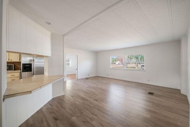 3648 FOX RIDGE BOULEVARD, Wesley Chapel, FL 33543