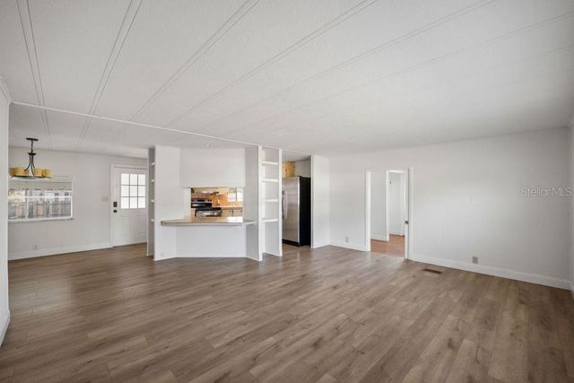 3648 FOX RIDGE BOULEVARD, Wesley Chapel, FL 33543