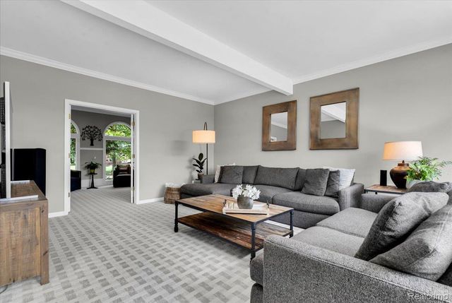 24324 Lynwood Drive, Novi, MI 48374