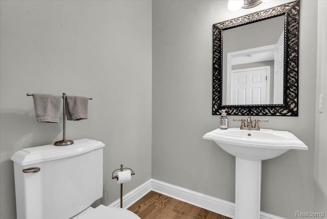 24324 Lynwood Drive, Novi, MI 48374