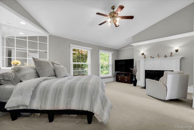 24324 Lynwood Drive, Novi, MI 48374