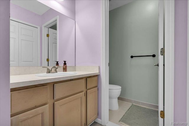 24324 Lynwood Drive, Novi, MI 48374