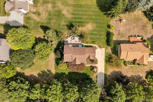 24324 Lynwood Drive, Novi, MI 48374
