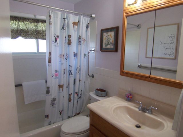 3849 Bellaire Avenue, White Bear Lake, MN 55110