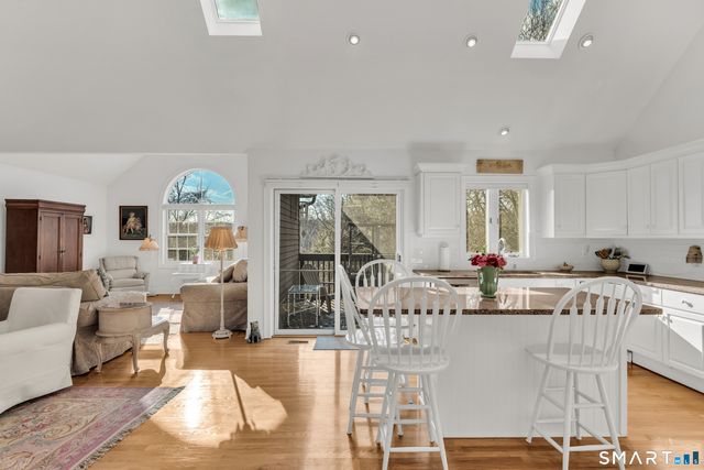 83 Long Hill Farm 83, Guilford, CT 06437