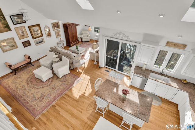 83 Long Hill Farm 83, Guilford, CT 06437