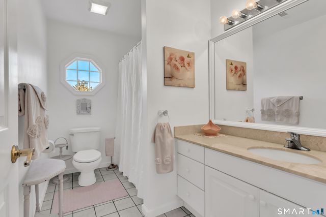 83 Long Hill Farm 83, Guilford, CT 06437