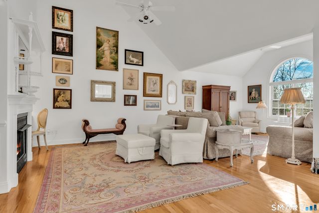 83 Long Hill Farm 83, Guilford, CT 06437