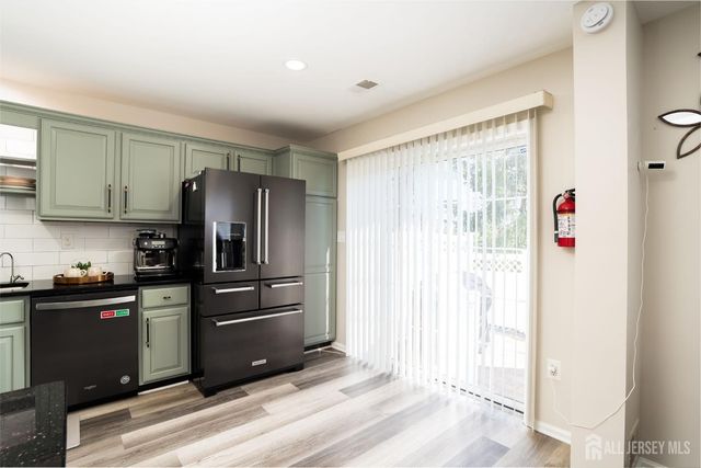 604 Creststone Circle, South Brunswick, NJ 08540