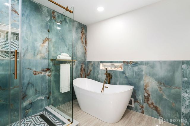 604 Creststone Circle, South Brunswick, NJ 08540