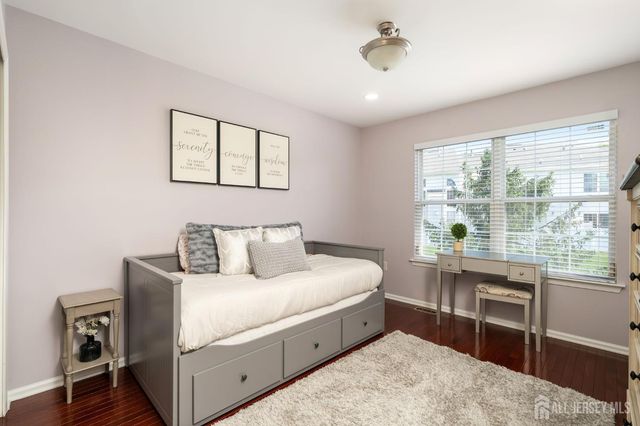 604 Creststone Circle, South Brunswick, NJ 08540