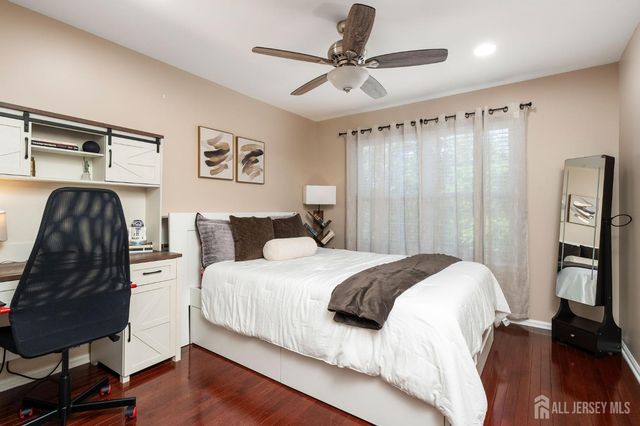 604 Creststone Circle, South Brunswick, NJ 08540