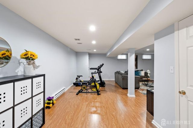 604 Creststone Circle, South Brunswick, NJ 08540