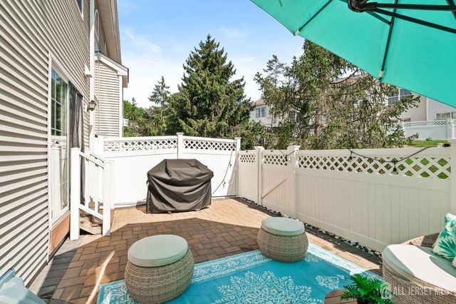 604 Creststone Circle, South Brunswick, NJ 08540
