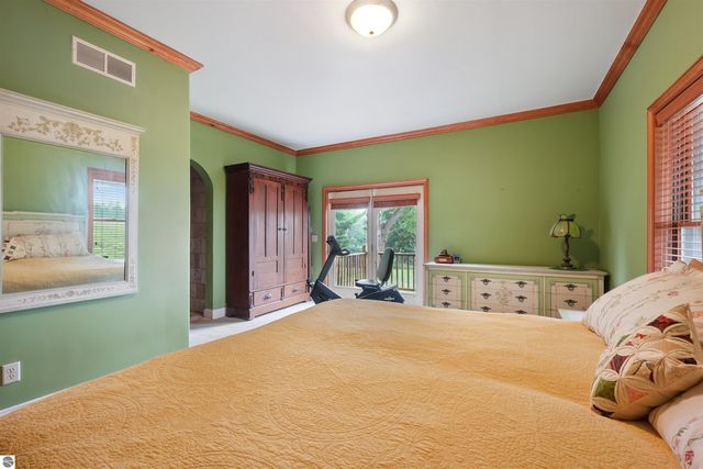 16186 N 200th Avenue, Leroy, MI 49655