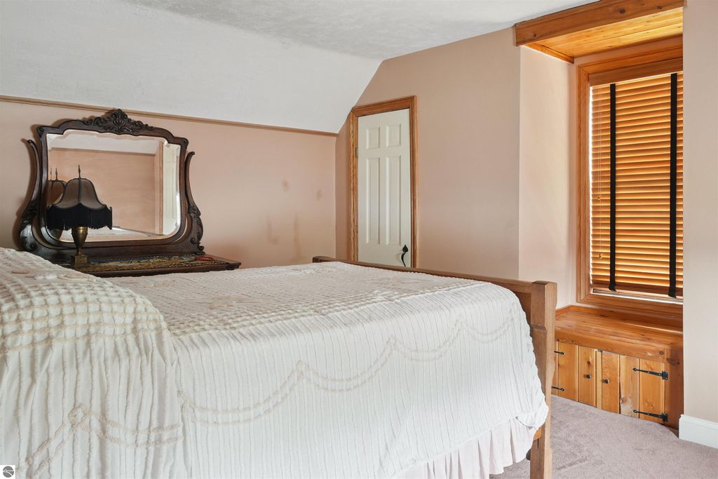 Image 29 of property listing at 16186 N 200th Avenue, Leroy, MI 49655