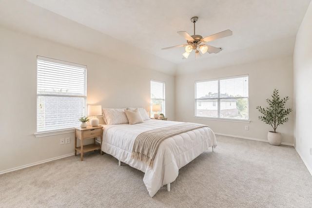 5418 Lilac Grove Lane, Rosharon, TX 77583