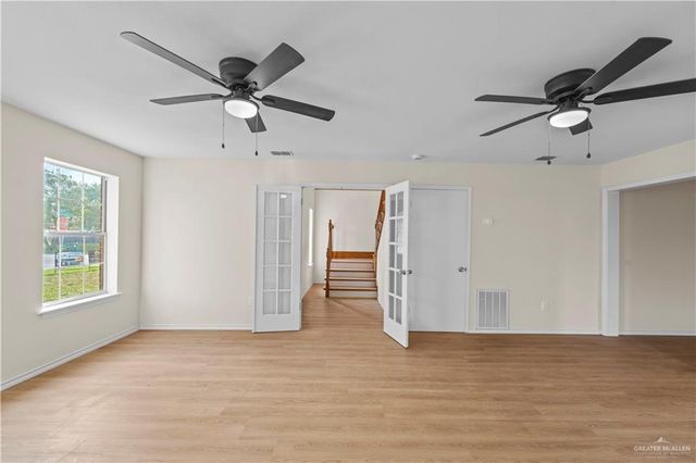 716 E Bugambilia Avenue, Hidalgo, TX 78557