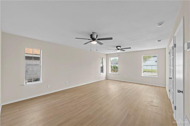 716 E Bugambilia Avenue, Hidalgo, TX 78557