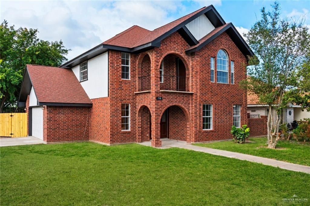 716 E Bugambilia Avenue, Hidalgo, TX 78557