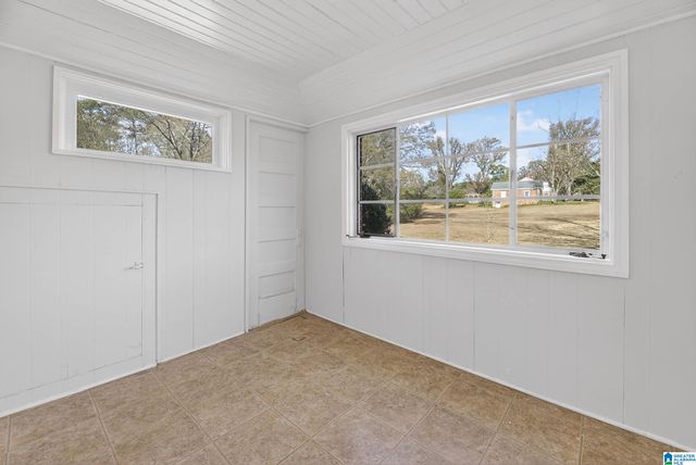 1007 EAST STREET S, Talladega, AL 35160