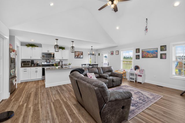 5021 Bentwood Court, Richmond, KY 40475