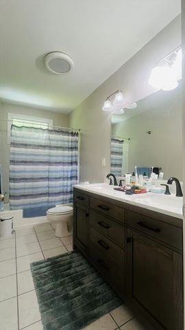 29 Burke Ln, Wellesley, MA 02481