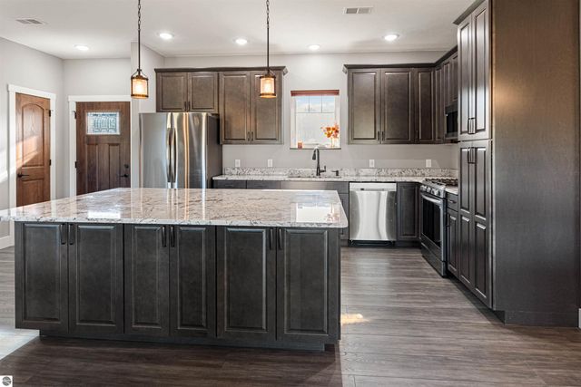 5597 Timber Flats Drive, Kingsley, MI 49649