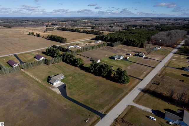 5597 Timber Flats Drive, Kingsley, MI 49649