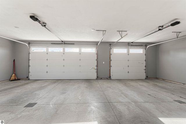 5597 Timber Flats Drive, Kingsley, MI 49649