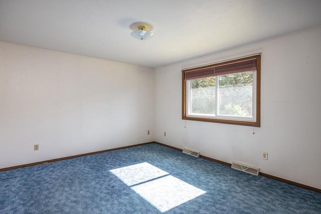 3400 N SHAWNEE LANE, Appleton, WI 54914