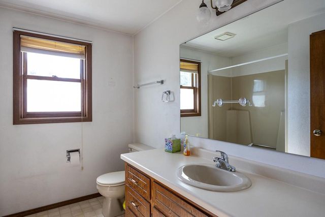 3400 N SHAWNEE LANE, Appleton, WI 54914