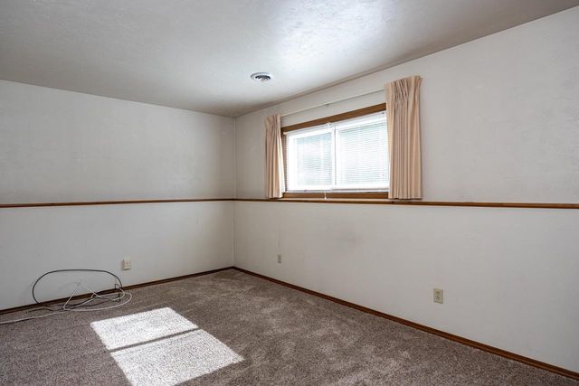 3400 N SHAWNEE LANE, Appleton, WI 54914