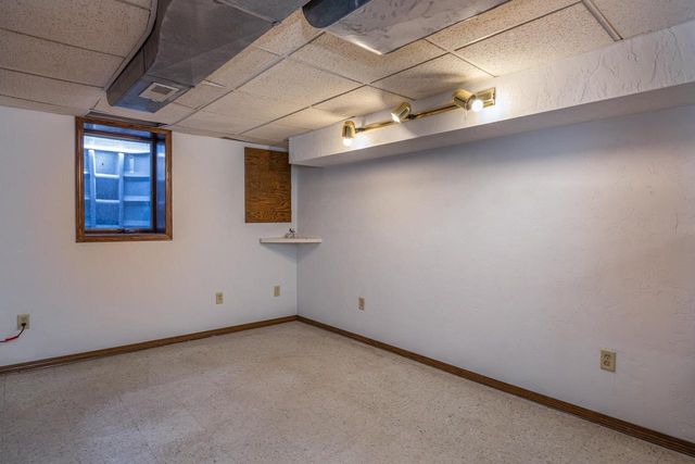 3400 N SHAWNEE LANE, Appleton, WI 54914