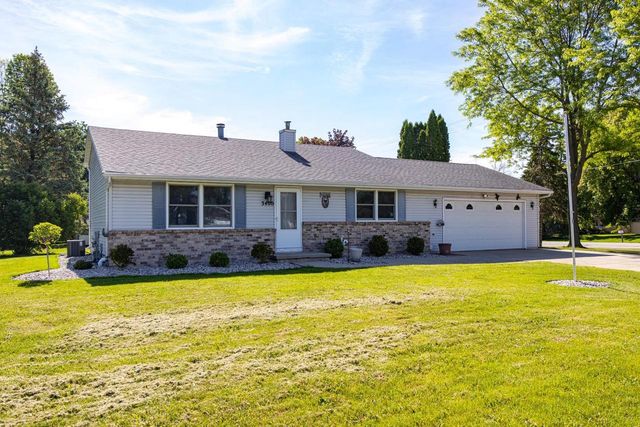 3400 N SHAWNEE LANE, Appleton, WI 54914