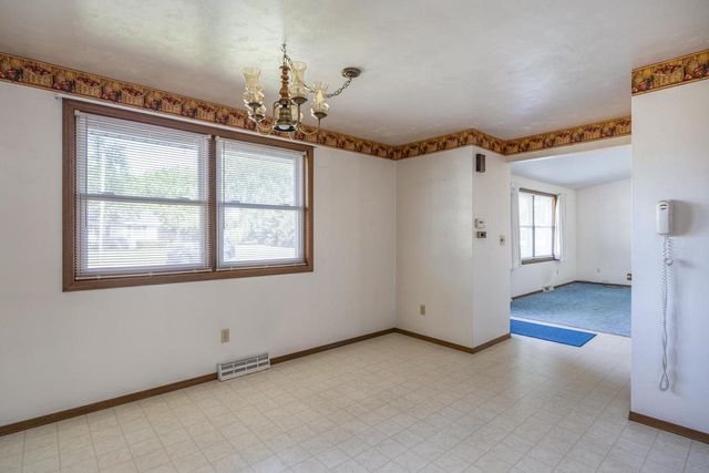 3400 N SHAWNEE LANE, Appleton, WI 54914
