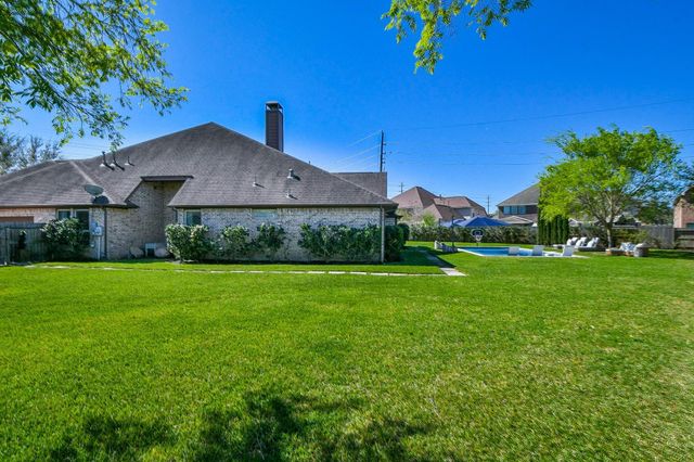 4222 Scenic Valley Lane, Sugar Land, TX 77479