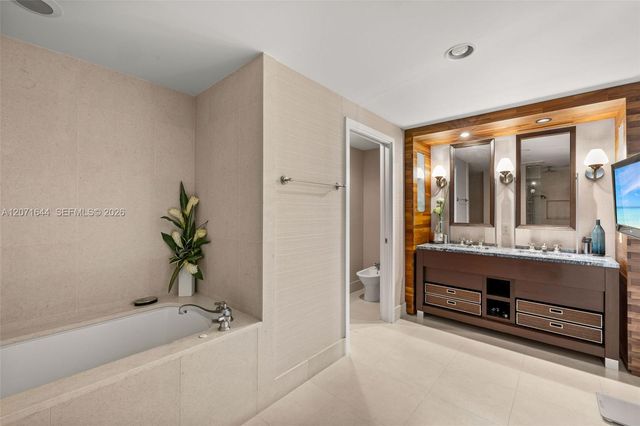 6899 Collins Avenue 2708, Miami Beach, FL 33141