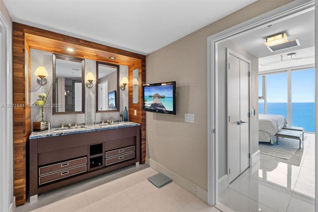 6899 Collins Avenue 2708, Miami Beach, FL 33141