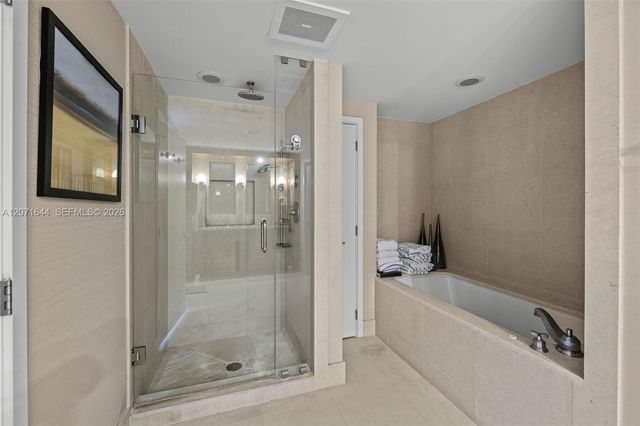 6899 Collins Avenue 2708, Miami Beach, FL 33141