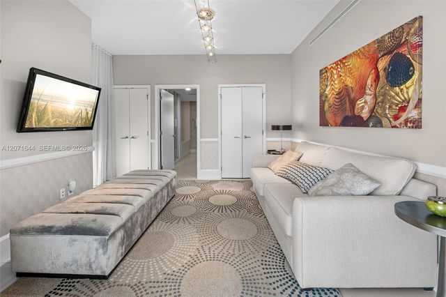 6899 Collins Avenue 2708, Miami Beach, FL 33141