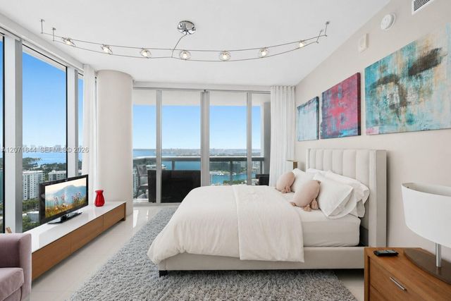 6899 Collins Avenue 2708, Miami Beach, FL 33141