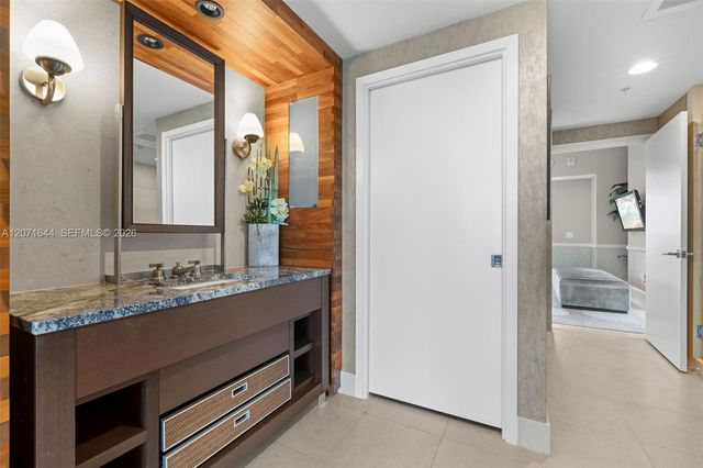 6899 Collins Avenue 2708, Miami Beach, FL 33141