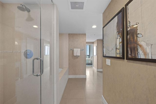6899 Collins Avenue 2708, Miami Beach, FL 33141