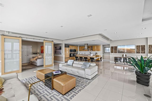6899 Collins Avenue 2708, Miami Beach, FL 33141