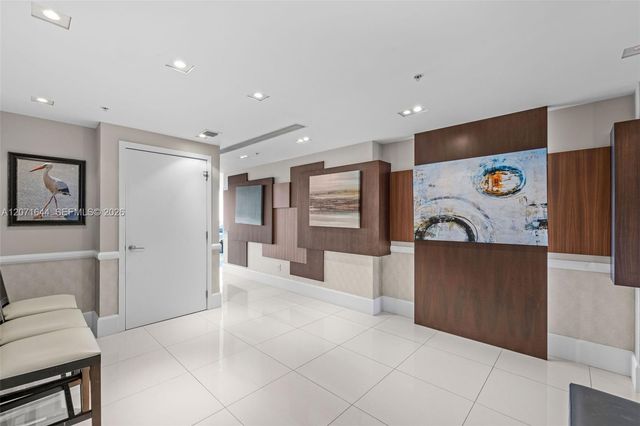 6899 Collins Avenue 2708, Miami Beach, FL 33141