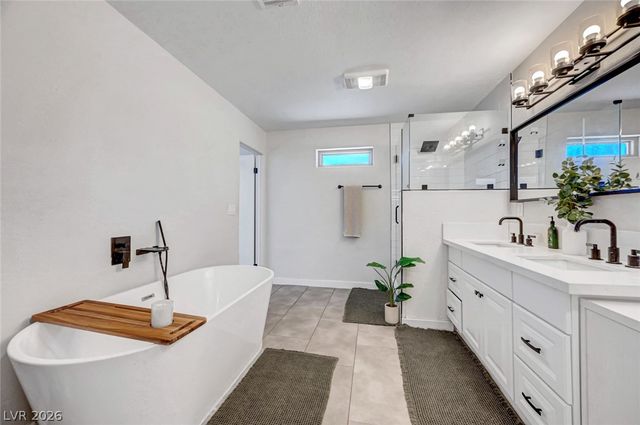 7321 Westpark Avenue, Las Vegas, NV 89147