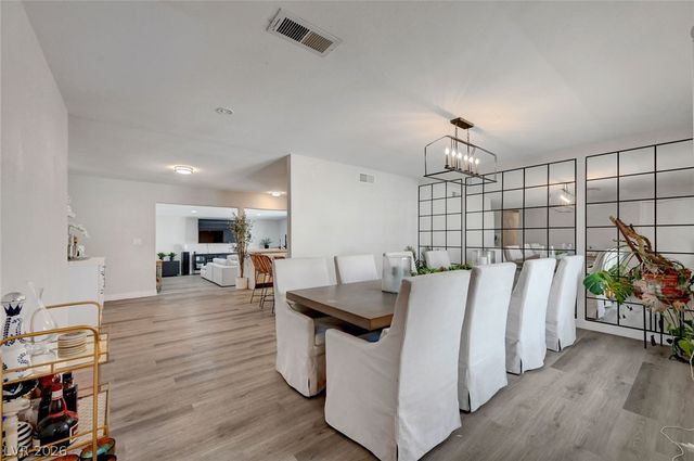 7321 Westpark Avenue, Las Vegas, NV 89147