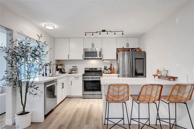 7321 Westpark Avenue, Las Vegas, NV 89147